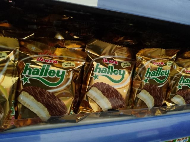Halley milk chocolate 30g